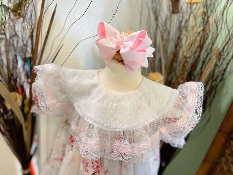 princess dress, baby girls dress, flower dress, lace dress.