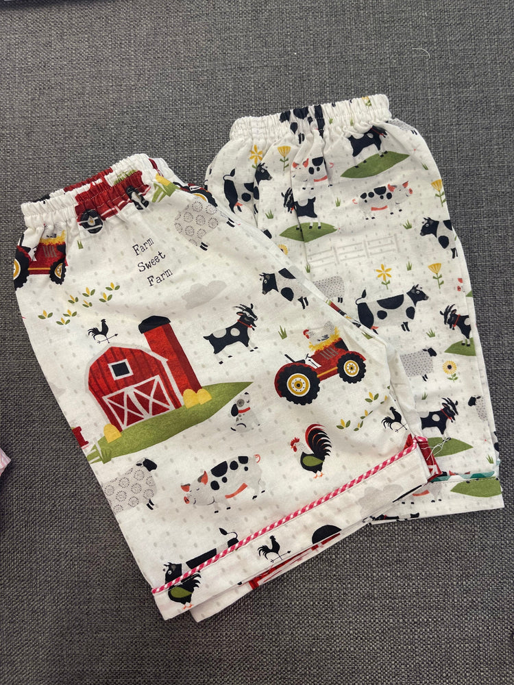 Baby Boy’s Hand-smocked Farm Sweet Farm Set/Boy clothes/Toddler,Kid boy set/Gift for boy/Boy Bib/Animal clothes/Two Piece Set/Toddler Apron