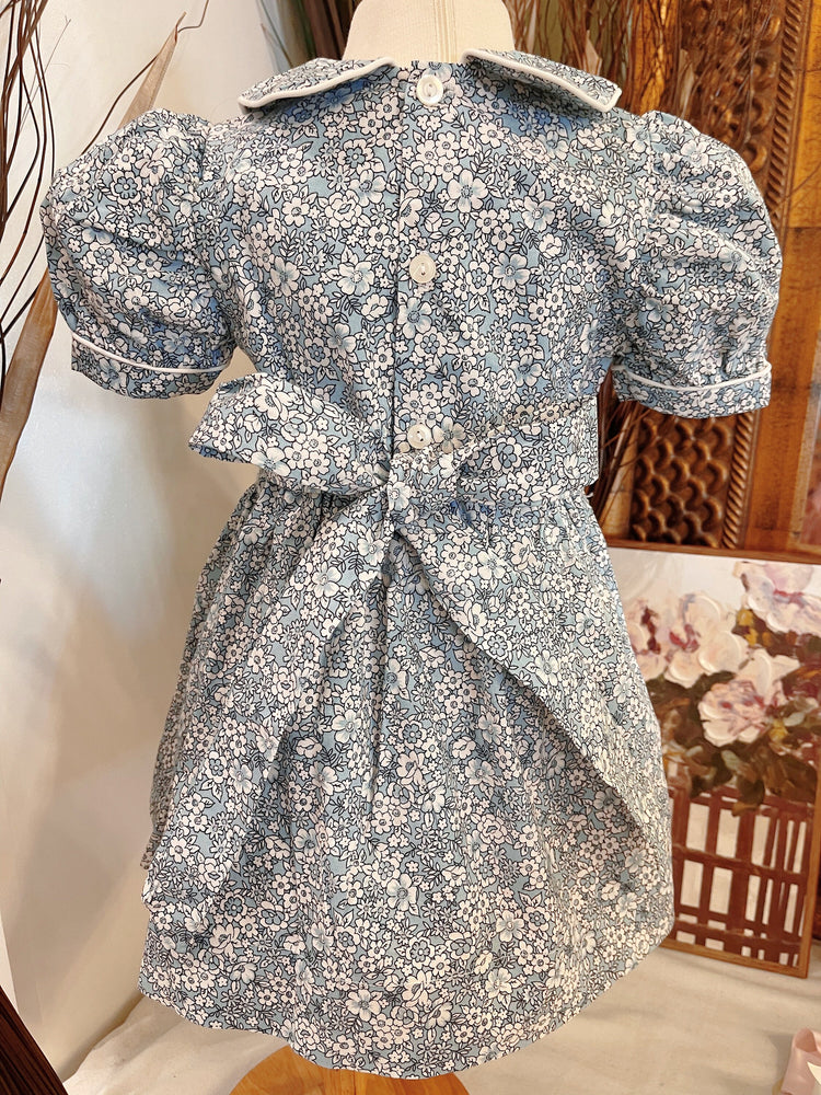 Baby Girl’s Floral Hand-smocked High-quality Cotton Vintage Dress/ Traditional girl dress/ Baby girl clothing/Gift for girl/Birthday outfit